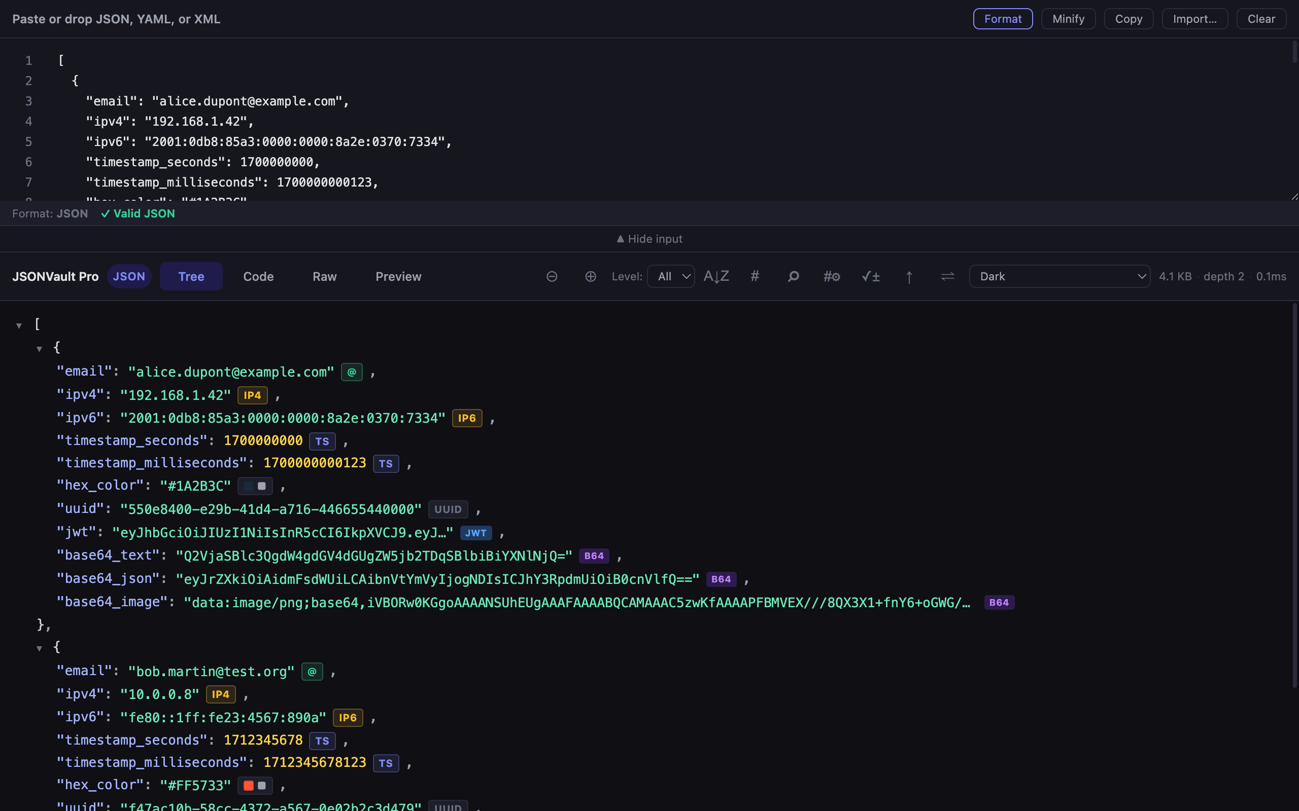 Vue arborescente en thème sombre avec badges de valeurs intelligentes